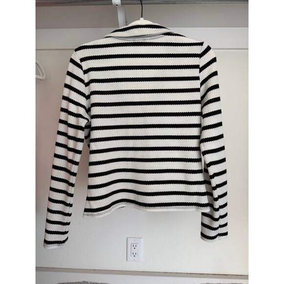 H&M Women's Collared Light Sweater Shirt Striped Size Medium - Picture 2 of 7